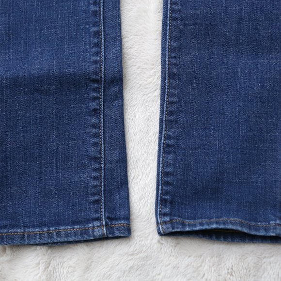 Levi's 711 Jeans - Picture 4 of 7